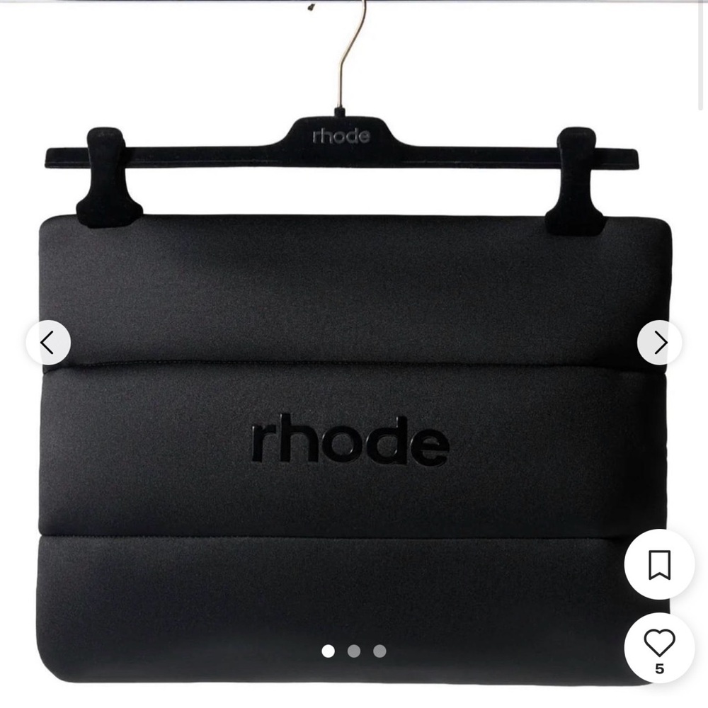RHODE Elegant Black Quilted bag